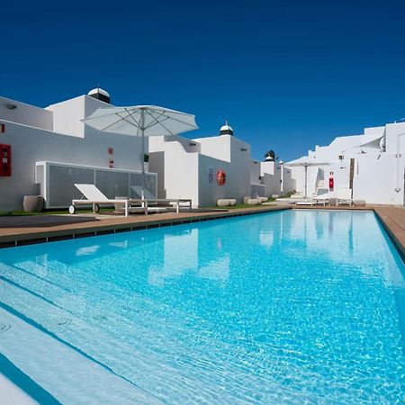 La Concha Boutique Apartments - Adults Only Arrecife  Exterior photo